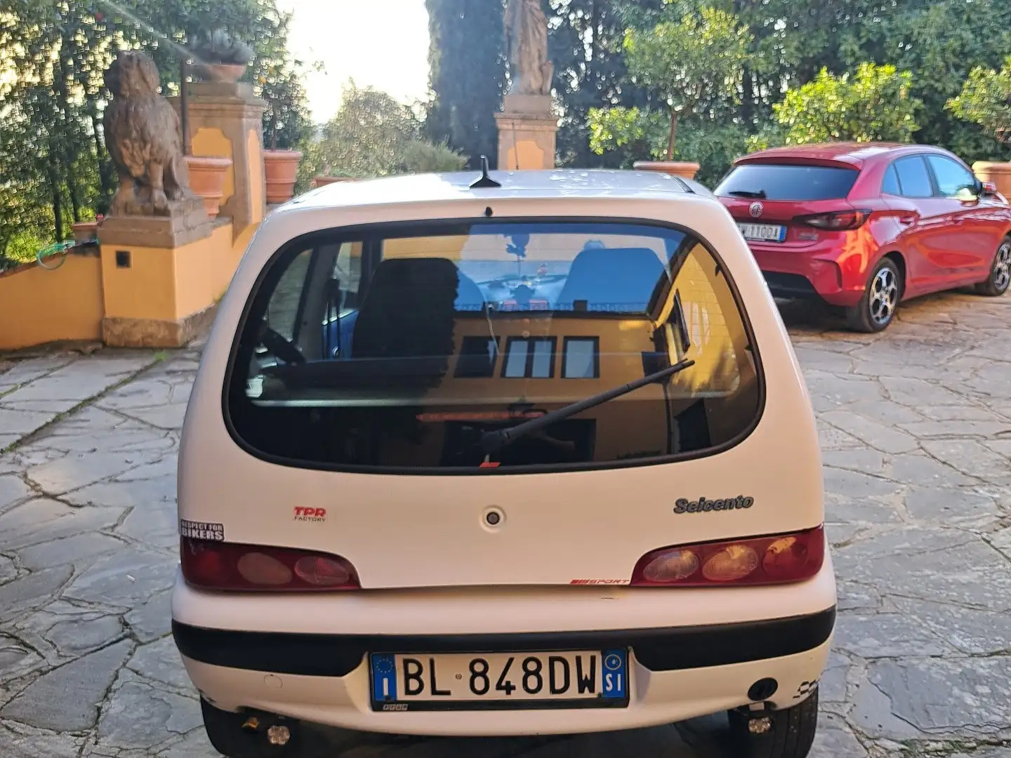 Fiat 600 bianca - 2