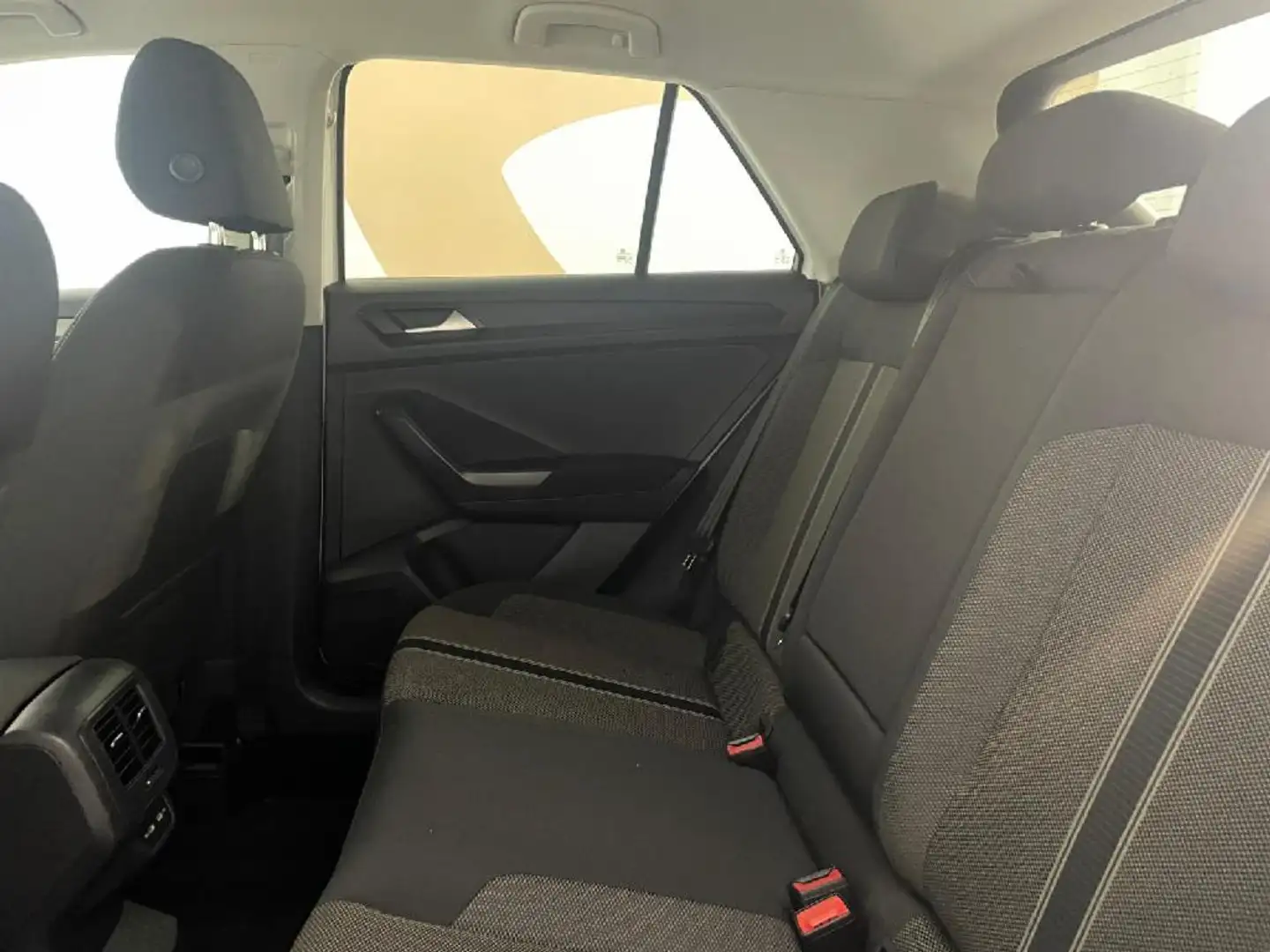 Volkswagen T-Roc ADVANCE STYLE 1.5 TSI 150 CV DSG 5P Blanco - 2