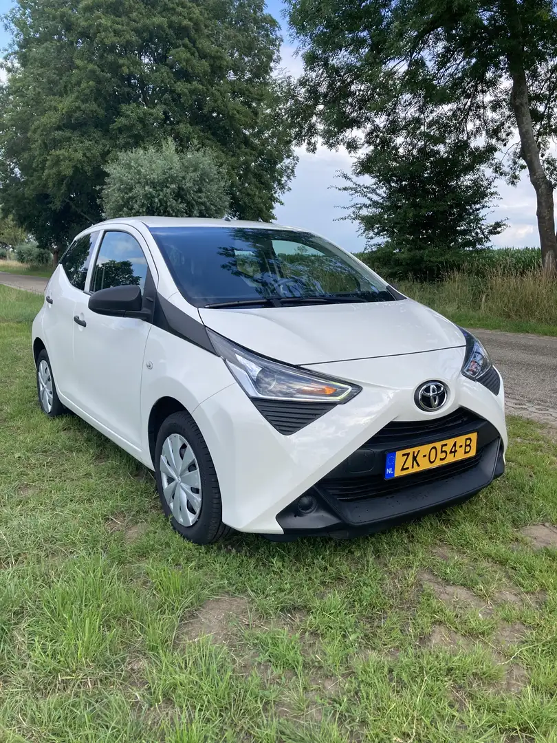Toyota Aygo Aygo 1.0 VVT-i x-fun 5-Drs Airco cruise controle Wit - 2