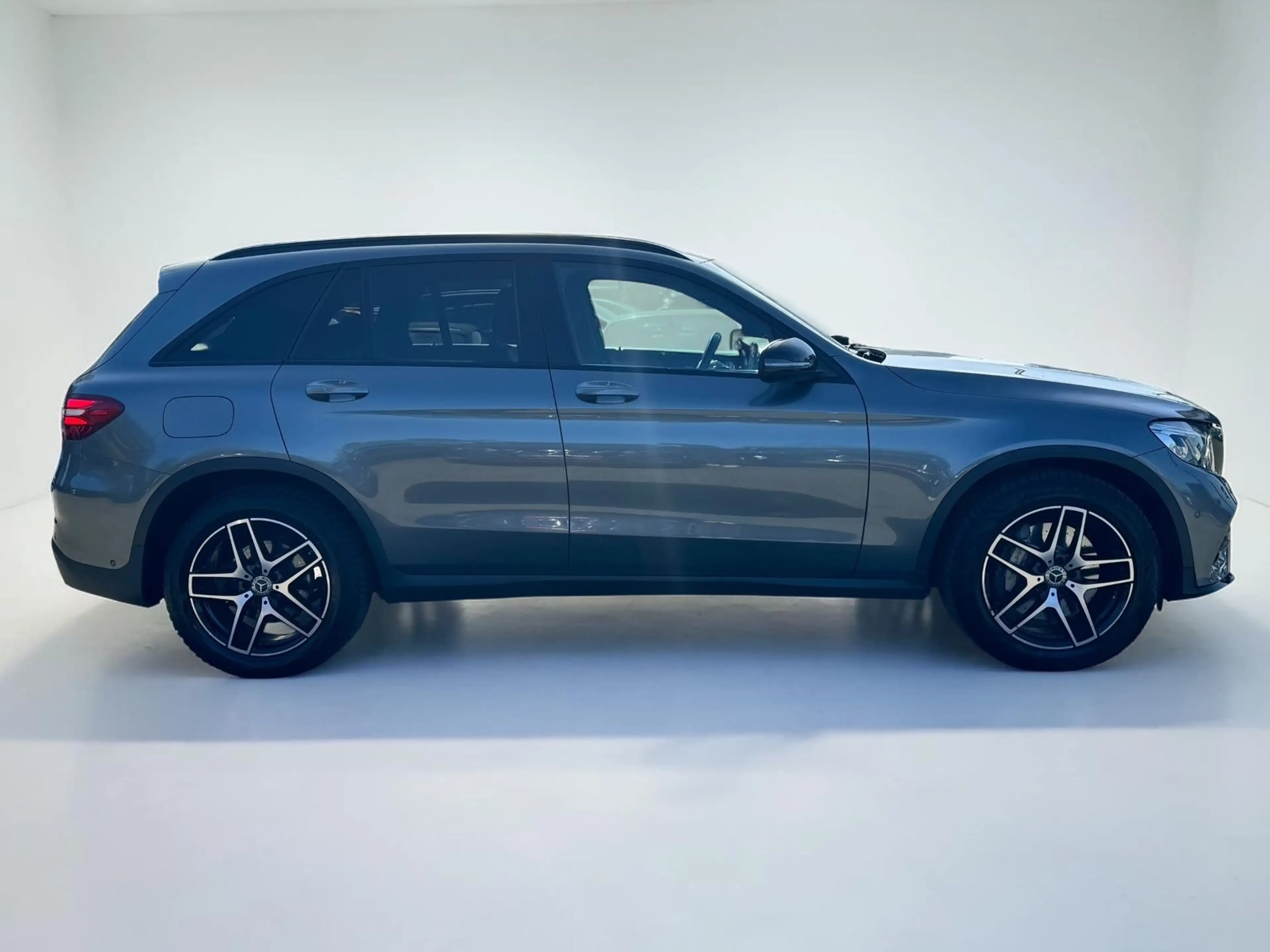 Mercedes-Benz GLC 350 d 4MATIC*AMG*BURMESTER*LED*DISTR — photo 5
