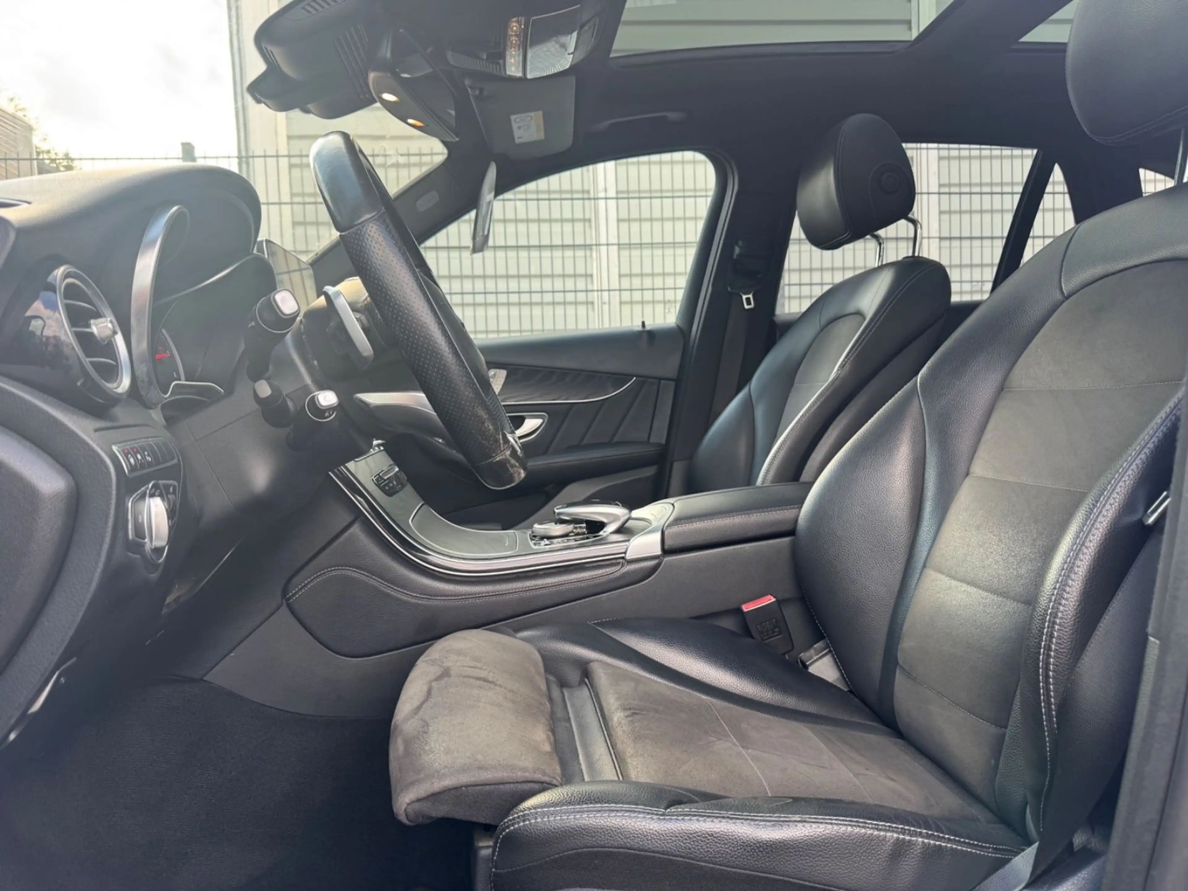 Mercedes-Benz GLC 350 d 4MATIC*AMG*BURMESTER*LED*DISTR — photo 12
