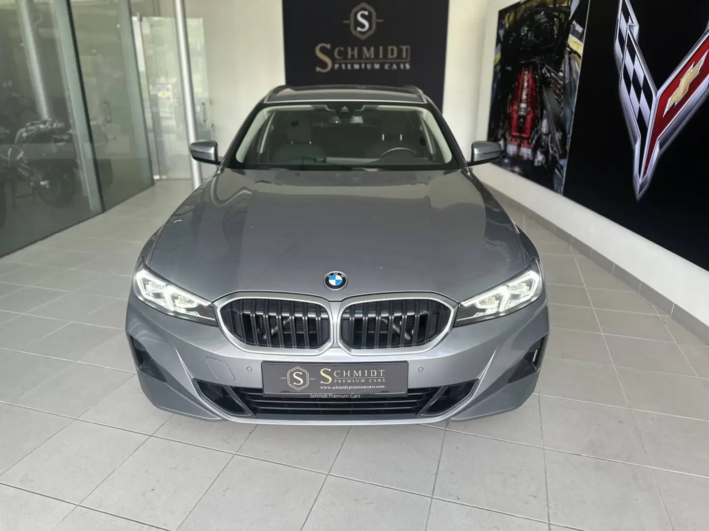 BMW 318 d Grau - 1
