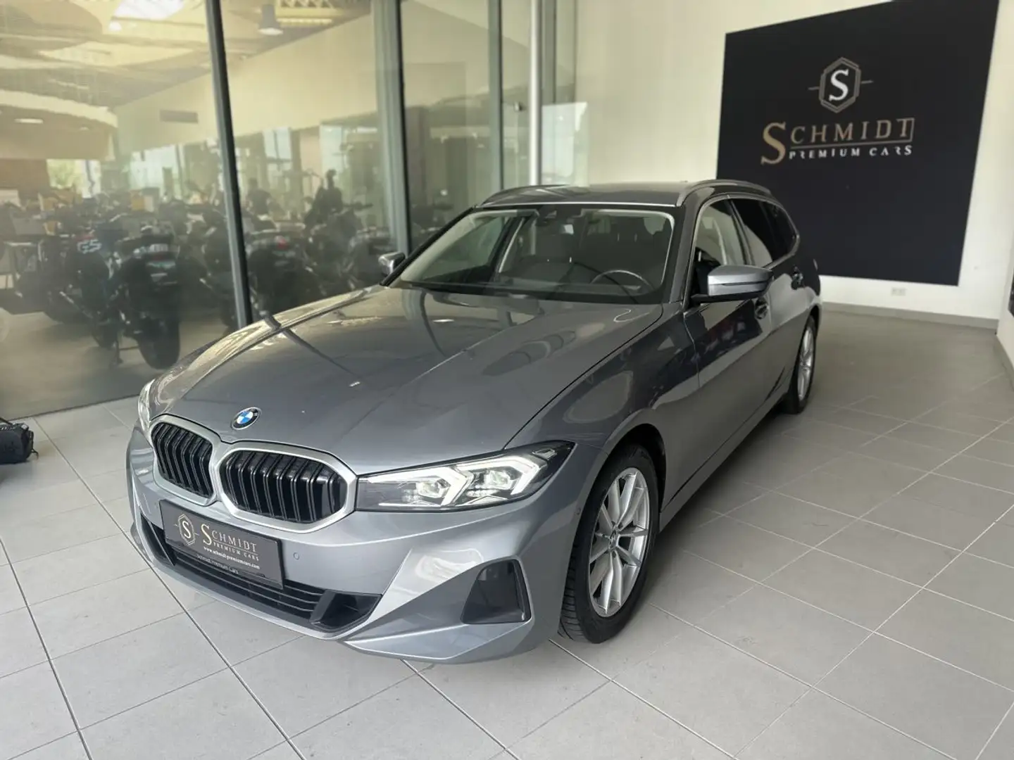 BMW 318 d Grau - 2