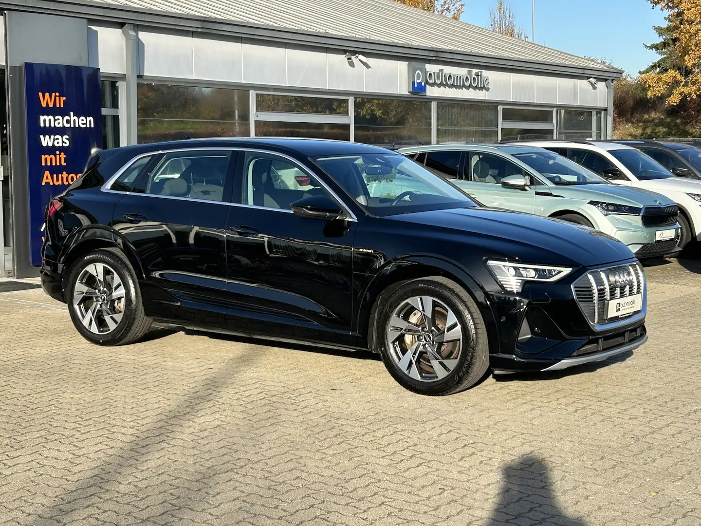 Audi e-tron 50 quattro S line*AHK*LED*NAVI*PDC* Noir - 2
