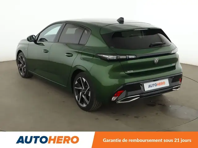 Peugeot 308 view 4