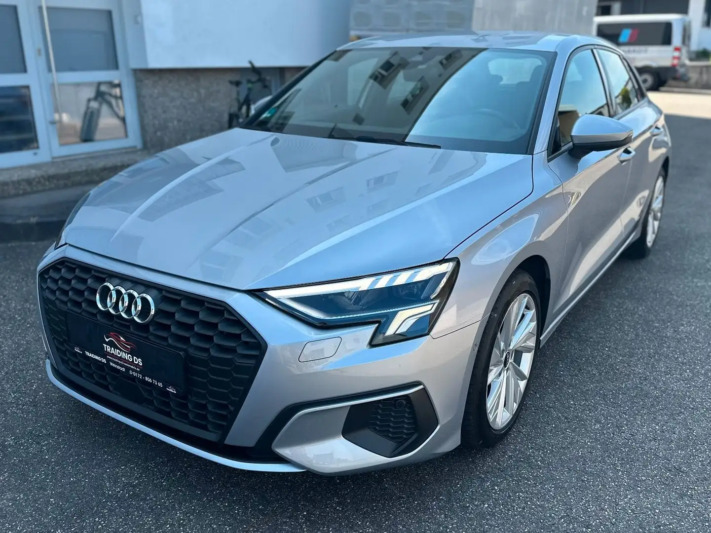 Audi A3 Sportback /LED/ACC/SPUR-ASS/*TOP ZUSTAND** Silber - 1