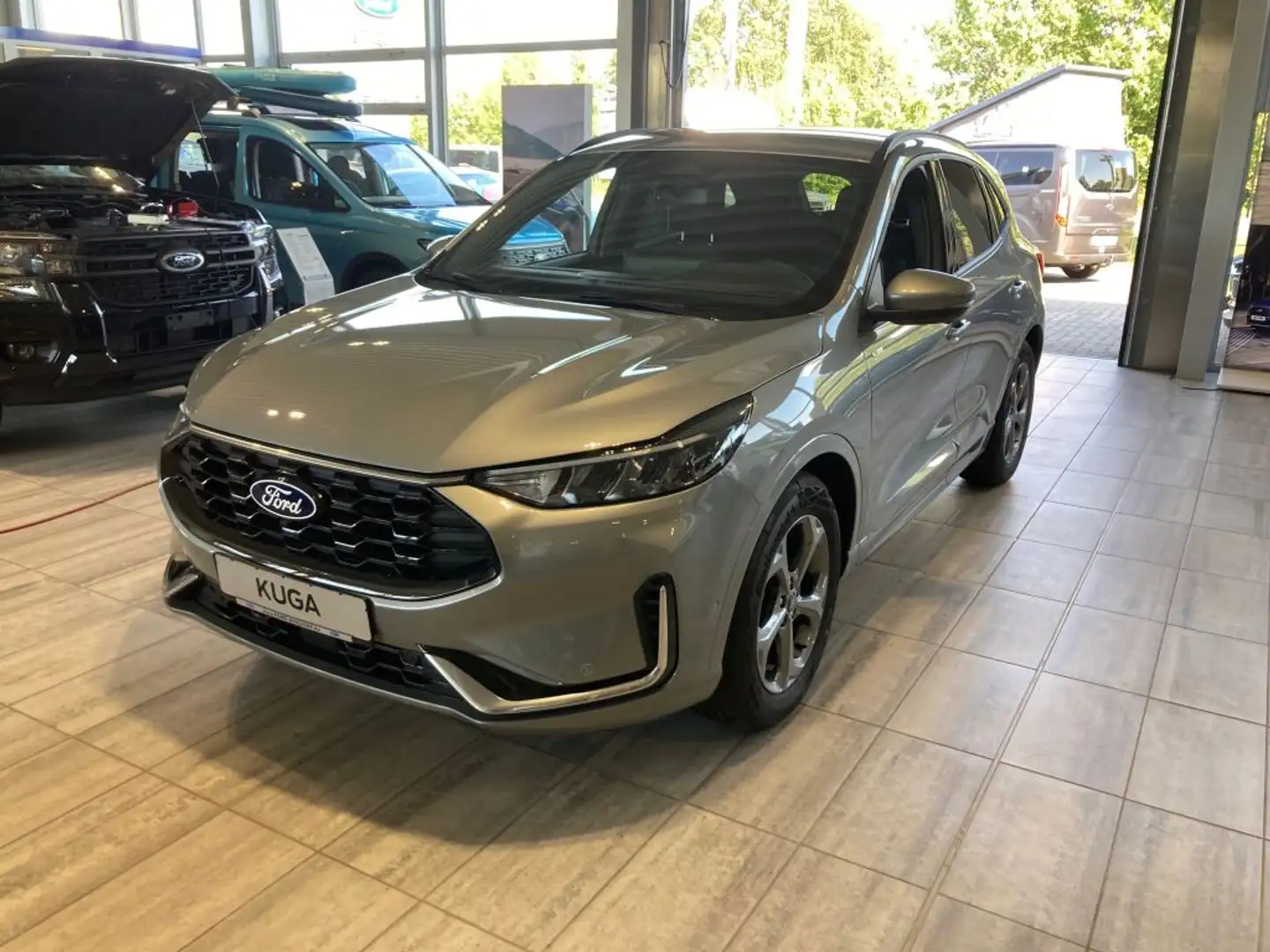 Ford Kuga 2.5 Duratec FHEV ST-LINE X (DFK) Silber - 1