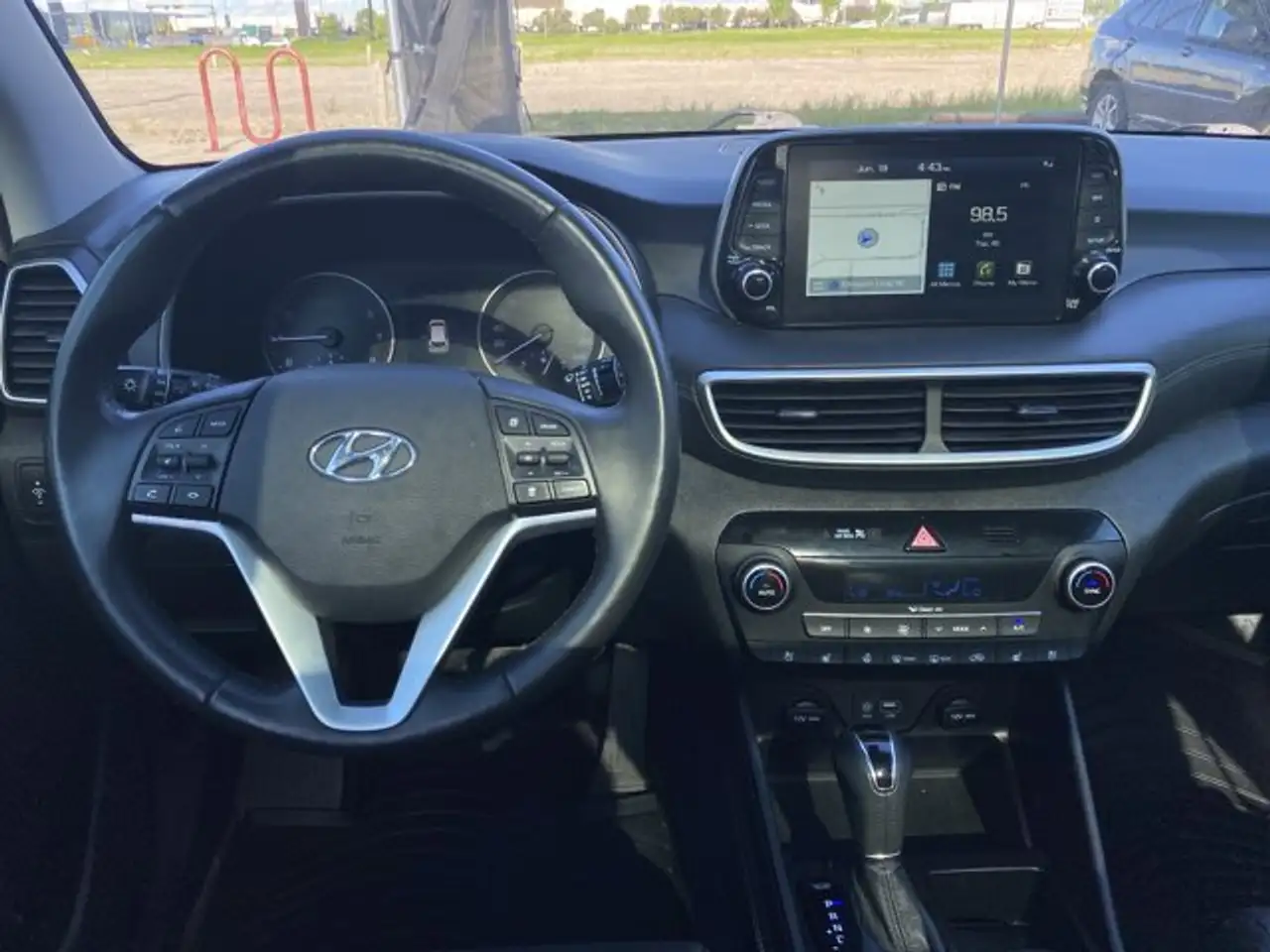 Hyundai TUCSON снимка Hyundai TUCSON