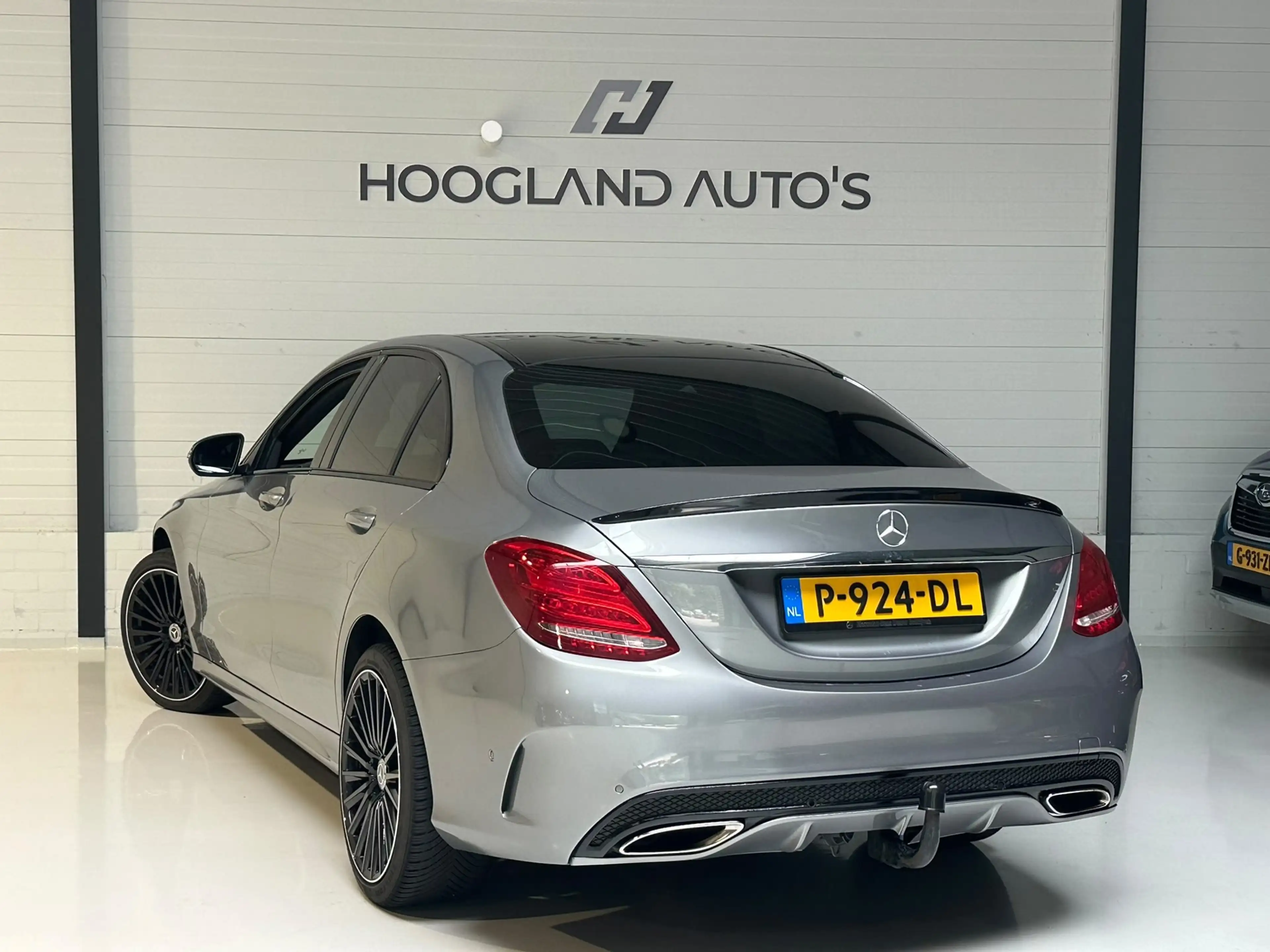 Mercedes-Benz C 250 C250 Prestige AMG PANORAMA 211PK — photo 6