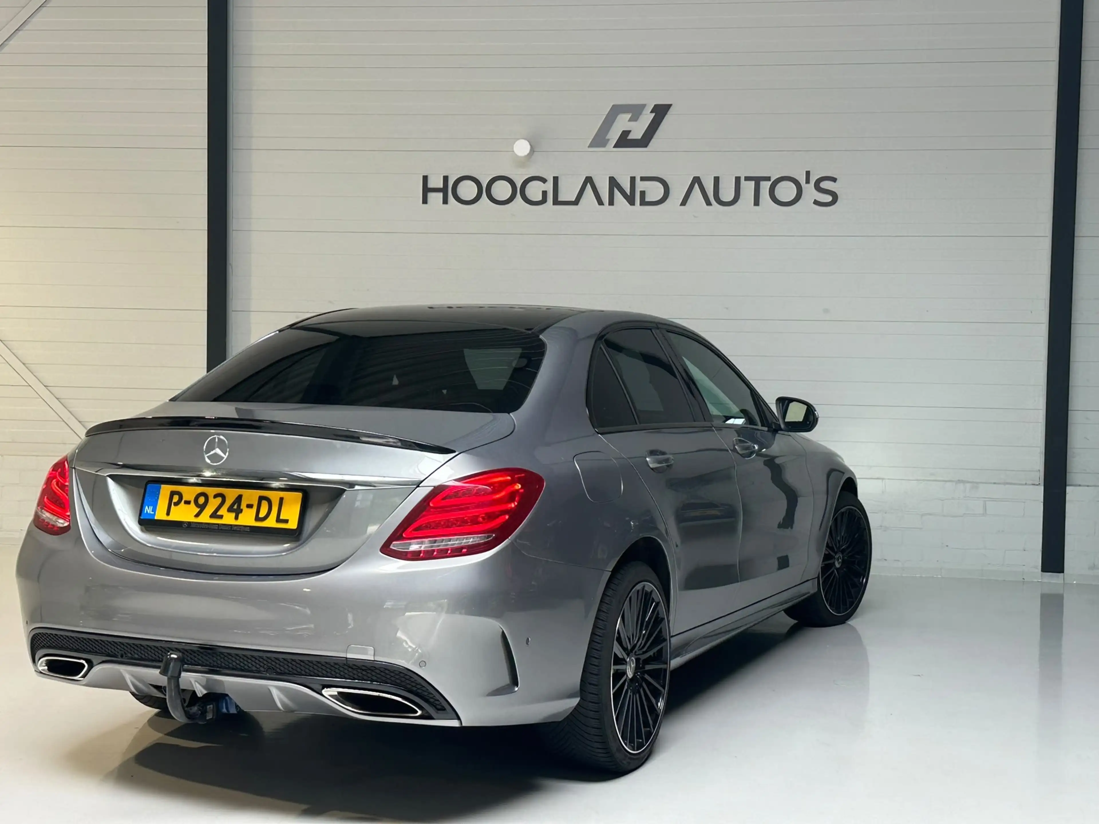 Mercedes-Benz C 250 C250 Prestige AMG PANORAMA 211PK — photo 5