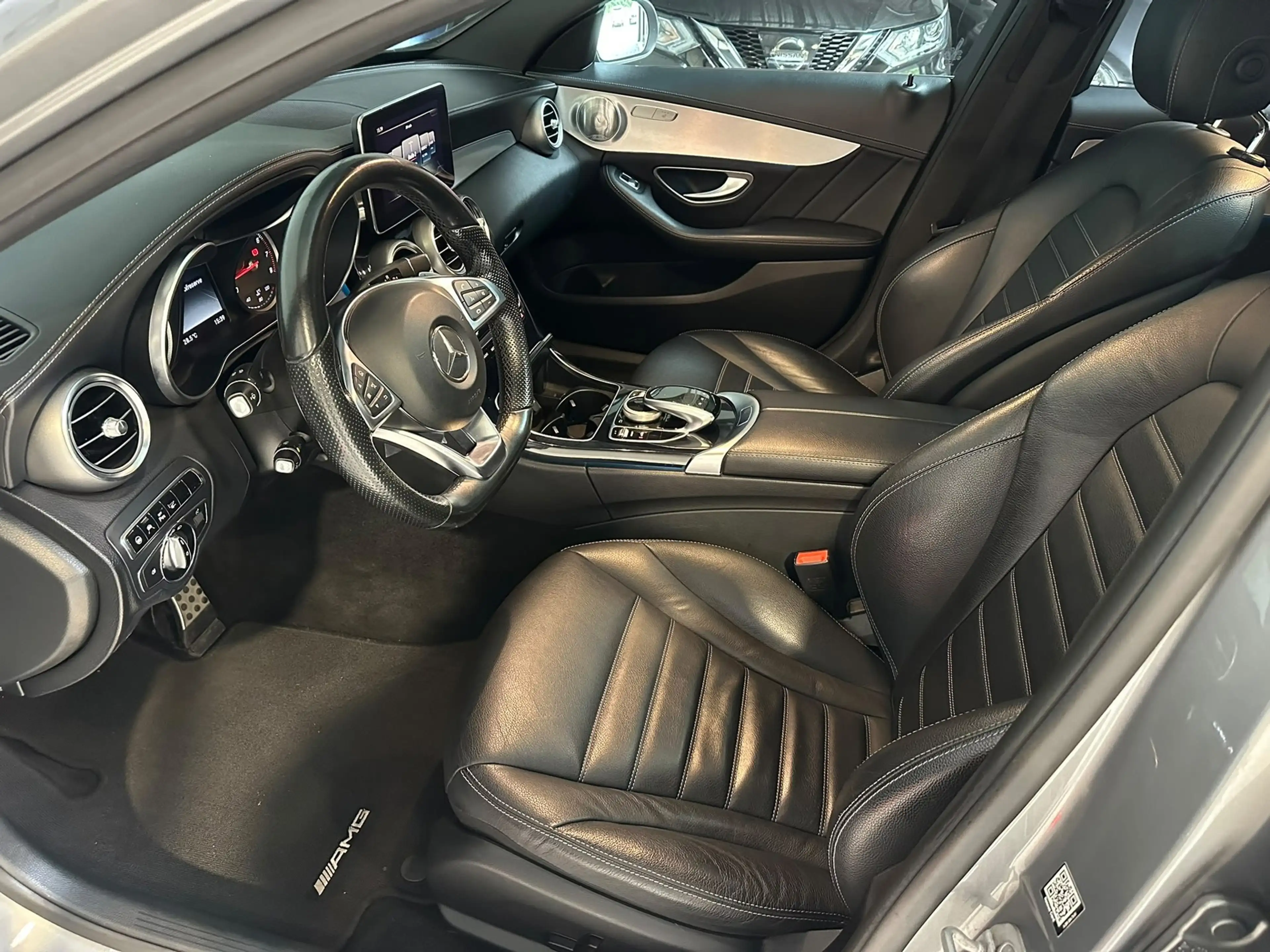 Mercedes-Benz C 250 C250 Prestige AMG PANORAMA 211PK — photo 10