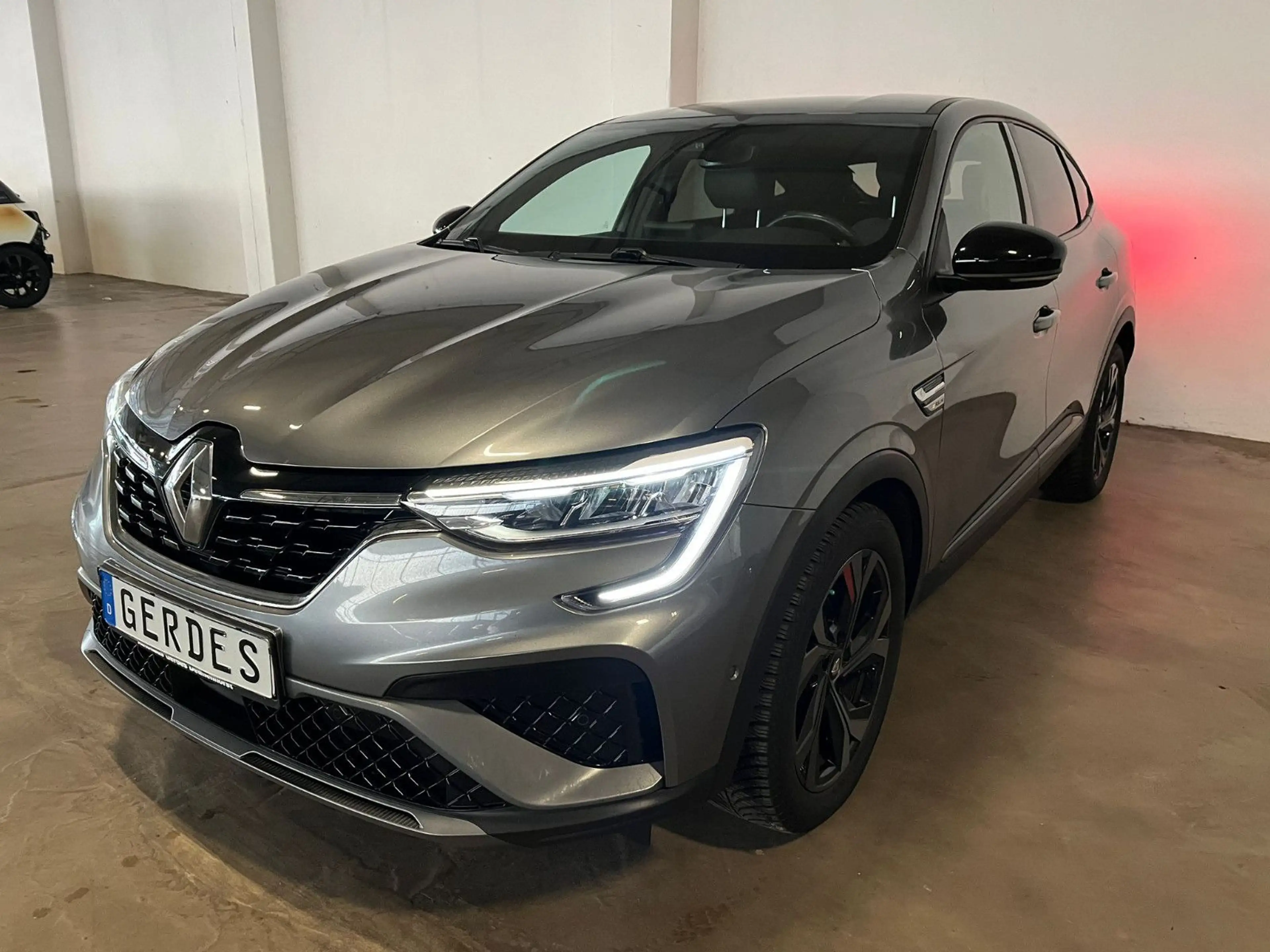 Renault Arkana TCE 140 EDC R.S. Line — photo 8