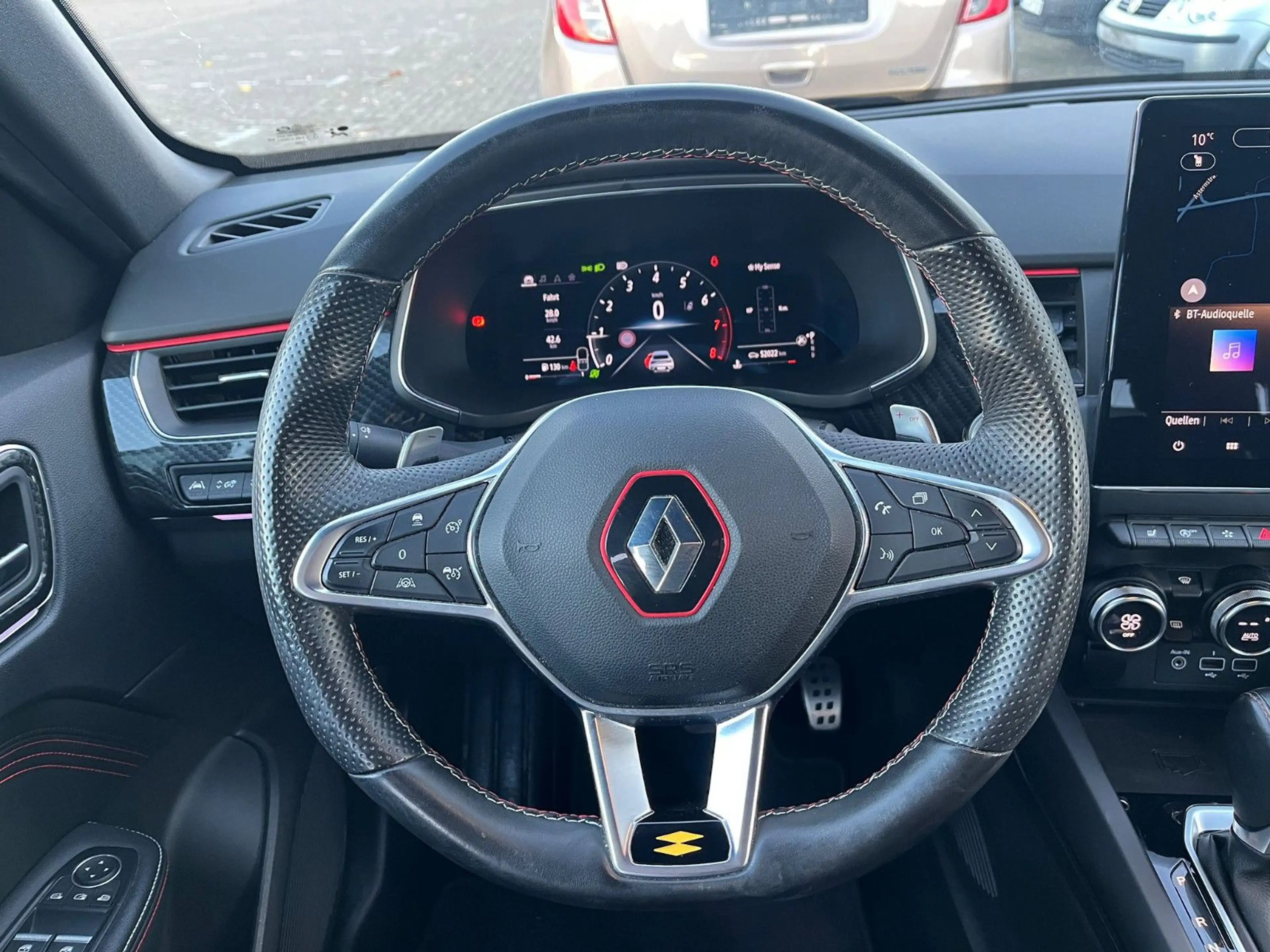 Renault Arkana TCE 140 EDC R.S. Line — photo 14