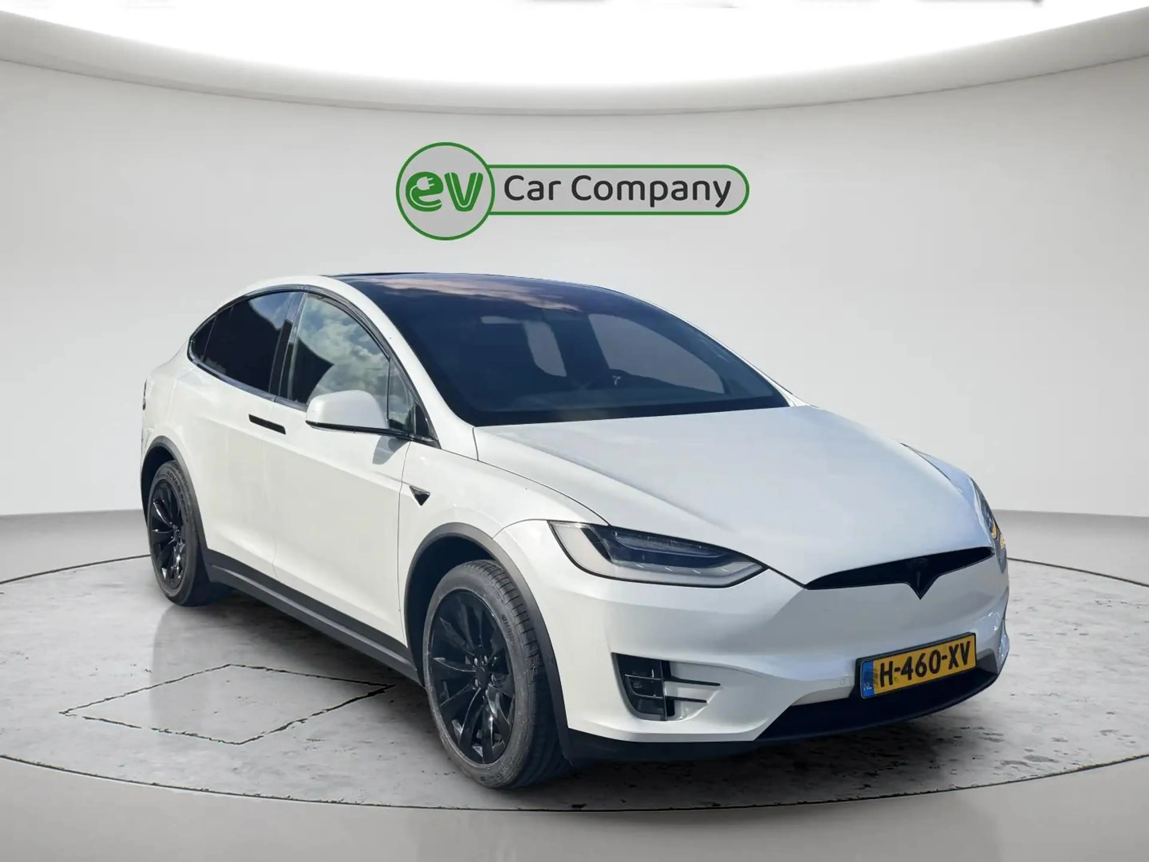 Tesla Model X Long Range | SOH 84% | Fsd Hardware 3 | Winterpakk — photo 2