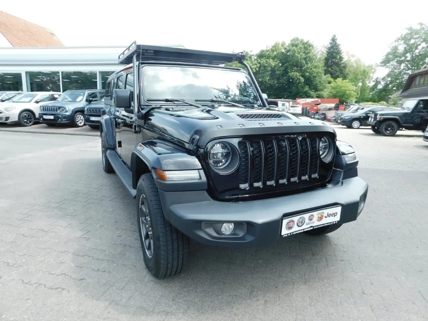 Jeep Gladiator LAUNCH EDITION 4WD 3.0 CRD HARDTOP DACHTRÄGER Černá - 2