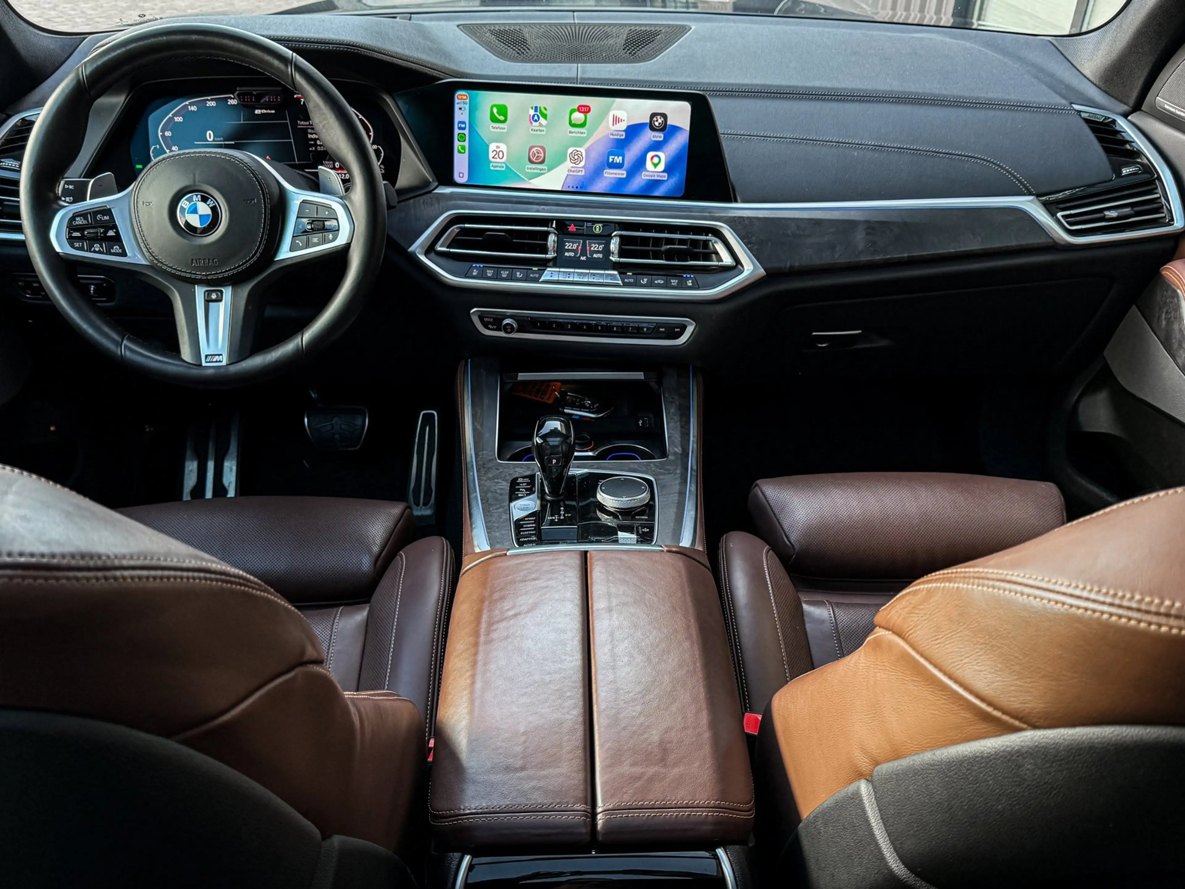 BMW X5 XDrive45e High Executive 3X M-SPORT 93% SOH PANO/T — photo 2