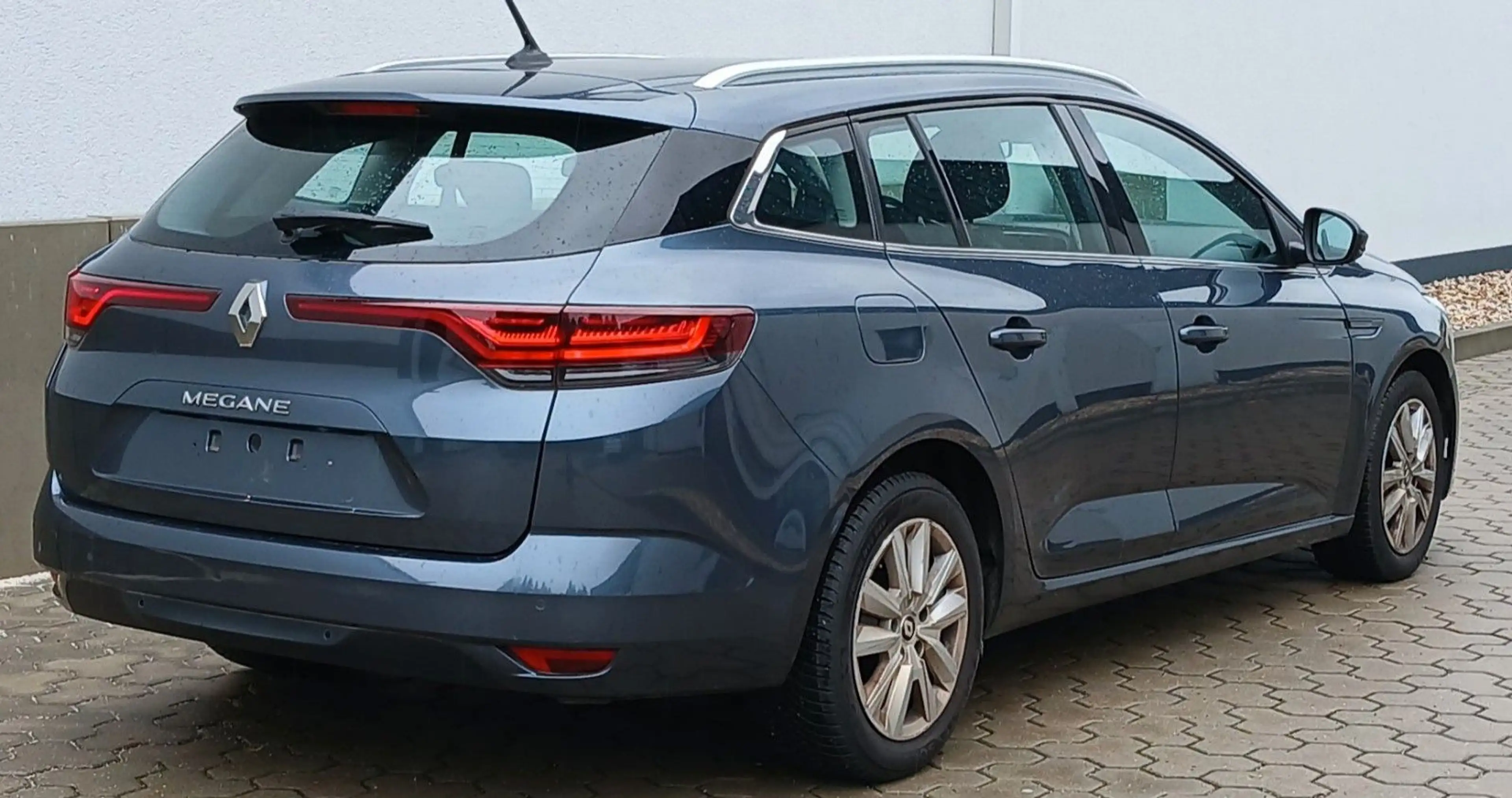 Renault Megane IV Grandtour Business Edition — photo 4