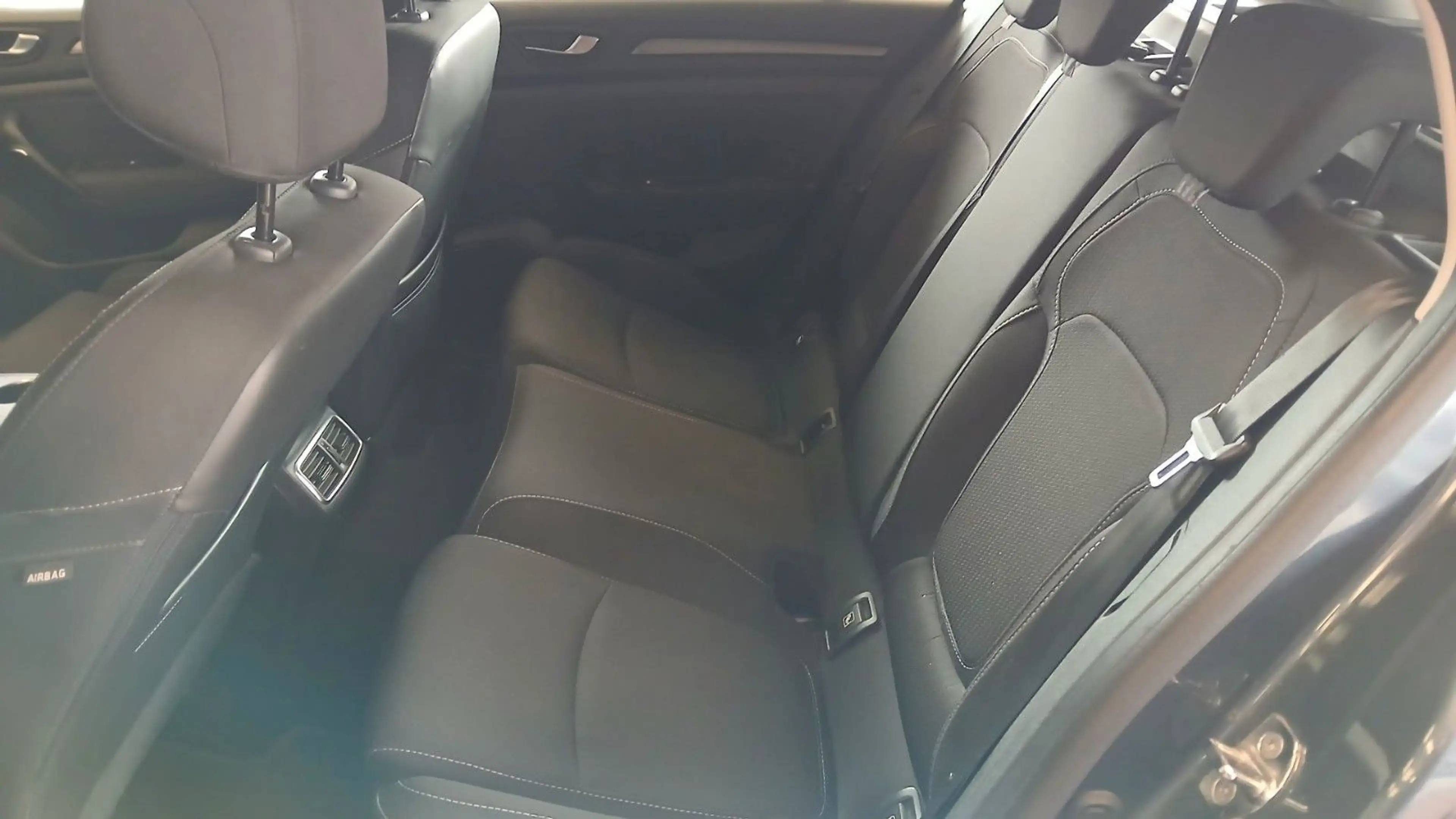 Renault Megane IV Grandtour Business Edition — photo 11