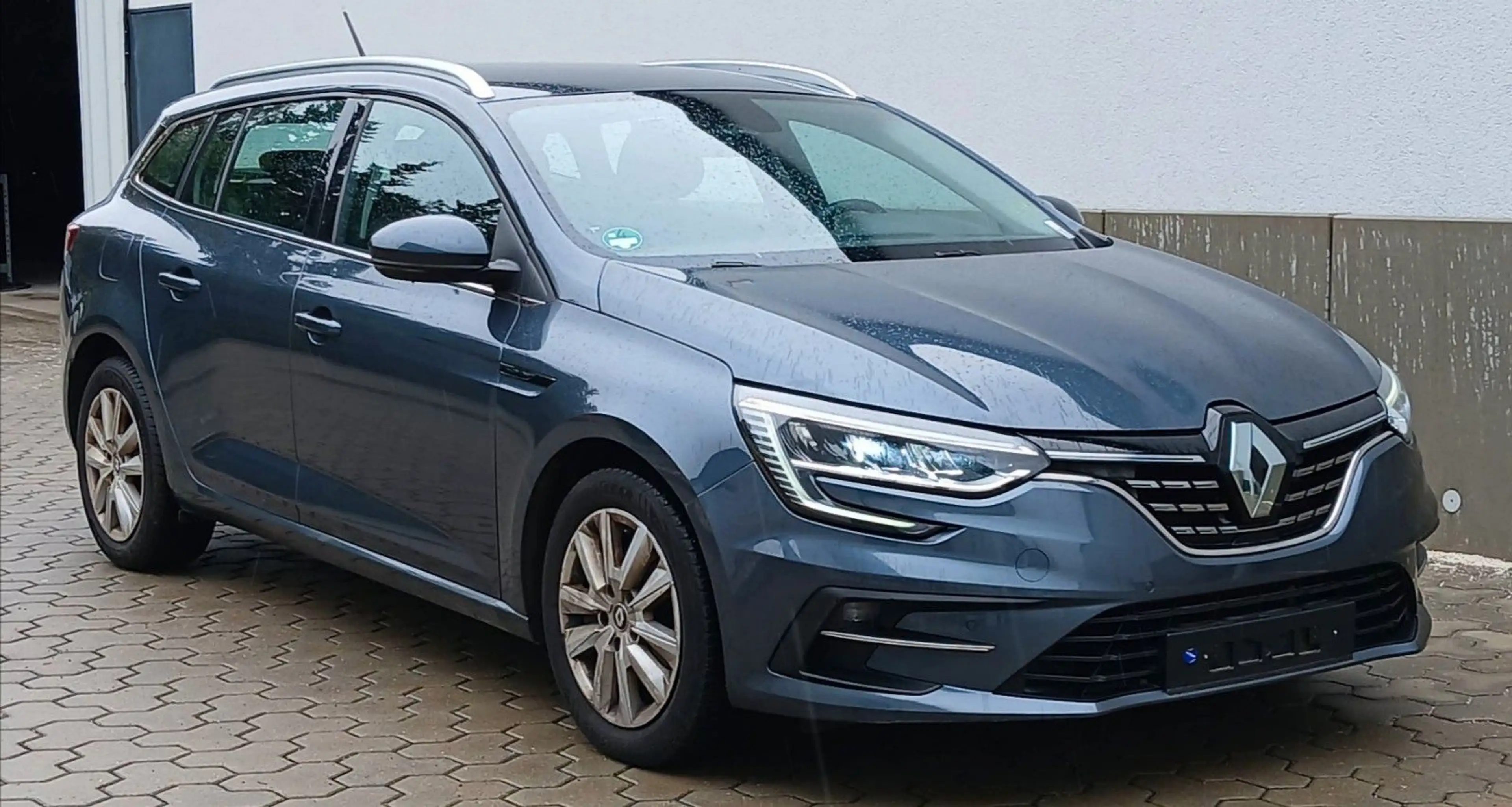 Renault Megane IV Grandtour Business Edition — photo 2