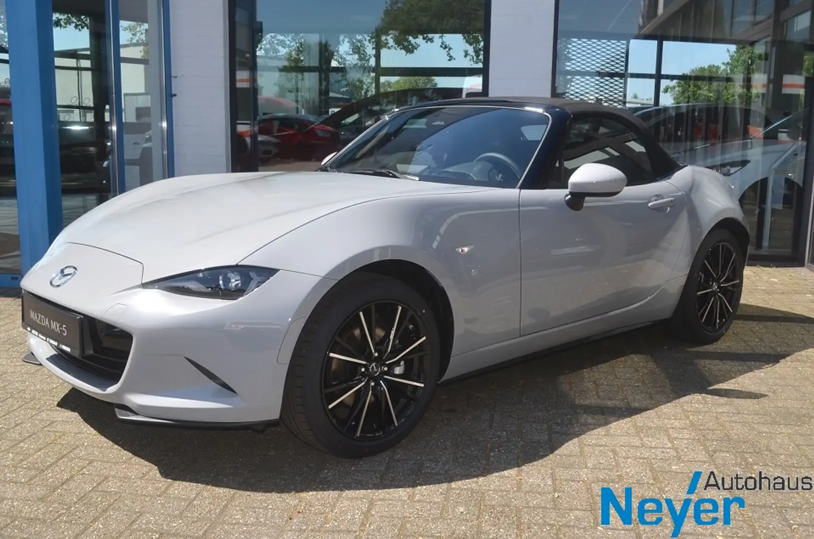 Mazda MX-5 2.0L SKYACTIV-G Exclusive-line Gris - 2