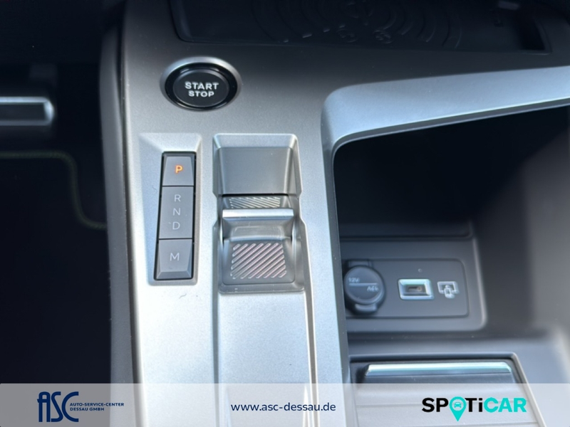 Peugeot 408 GT EXCLUSIVE Hybrid 145 e-DSC6 El. Fondsitzverst. — photo 14