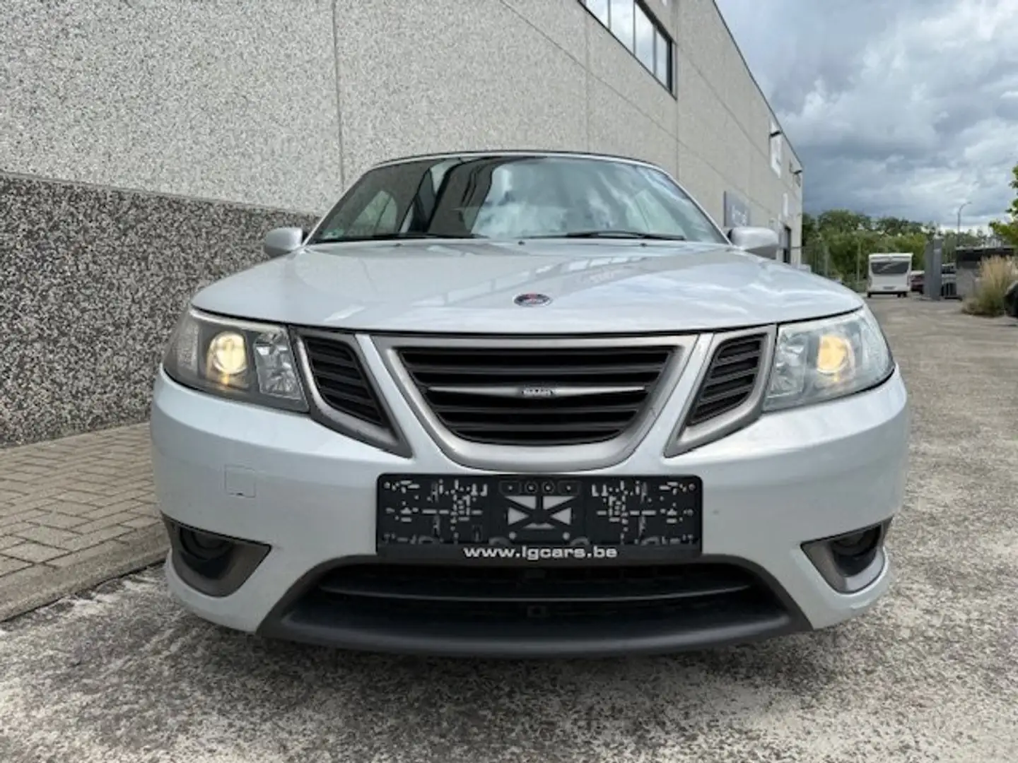 Saab 9-3 Cabriolet 1.9 TiD Vector Zilver - 2