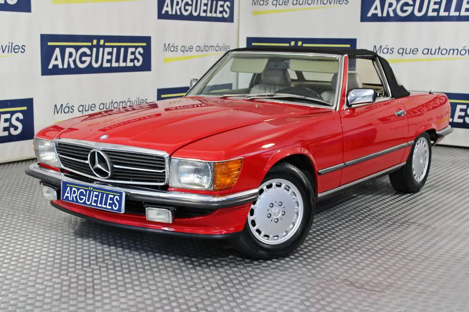 Mercedes-Benz SL 300 W107 80.515kms Roşu - 2