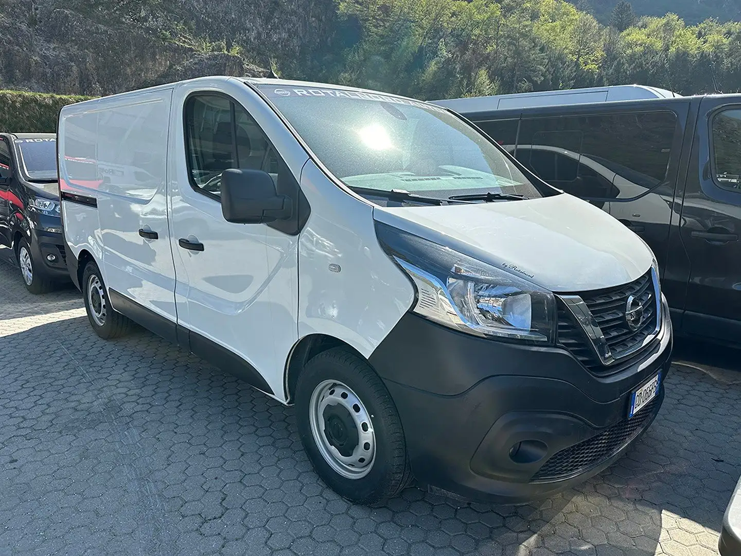 Nissan NV300 27 2.0 dci 145cv L1H1 S&S Blanc - 1