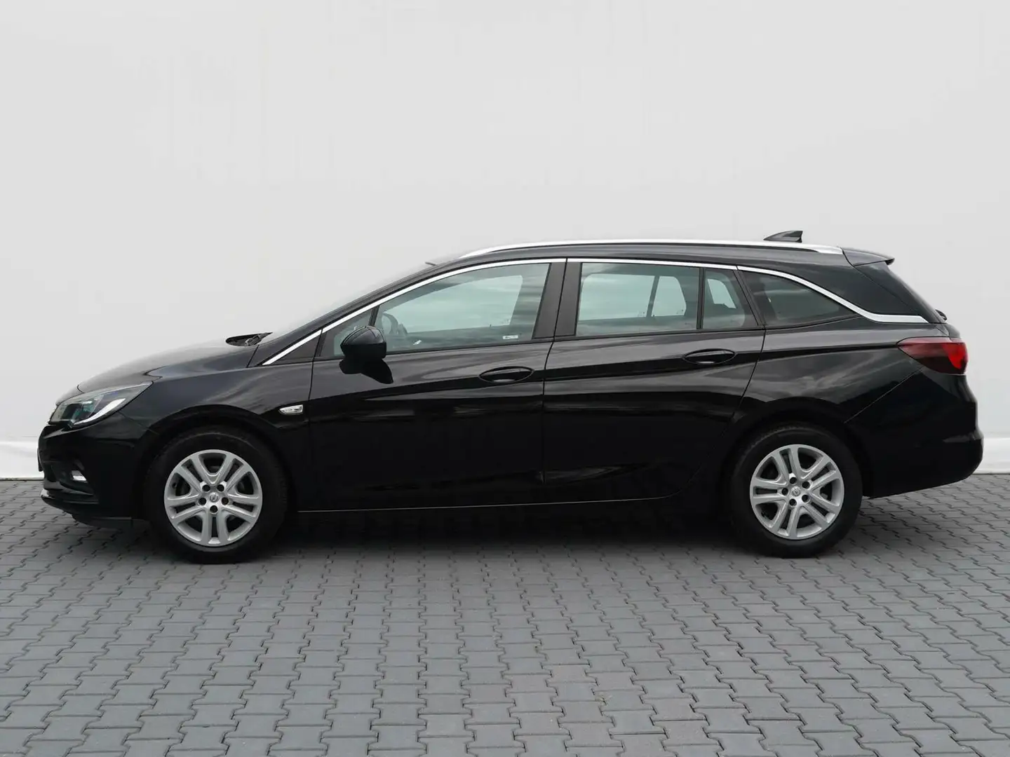 Opel Astra Sports Tourer 1.0 Turbo 105pk Online Edition | ECC Zwart - 2
