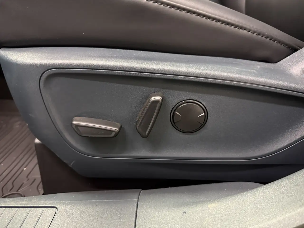 Ford Maverick снимка Ford Maverick