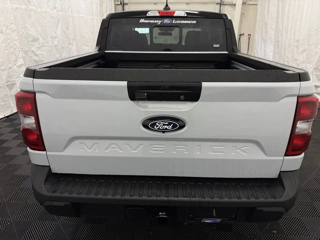 Ford Maverick снимка Ford Maverick