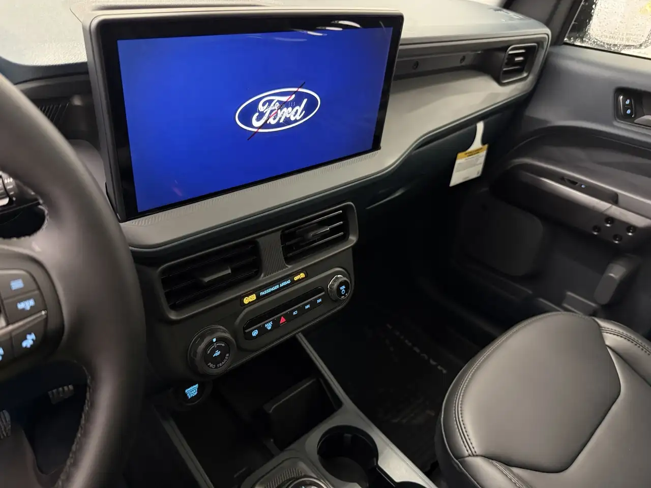 Ford Maverick снимка Ford Maverick