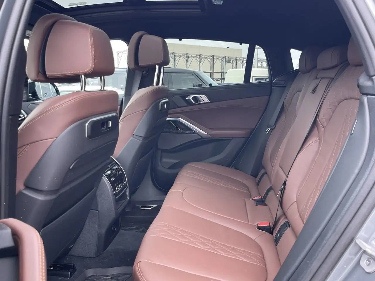 BMW X6 снимка BMW X6