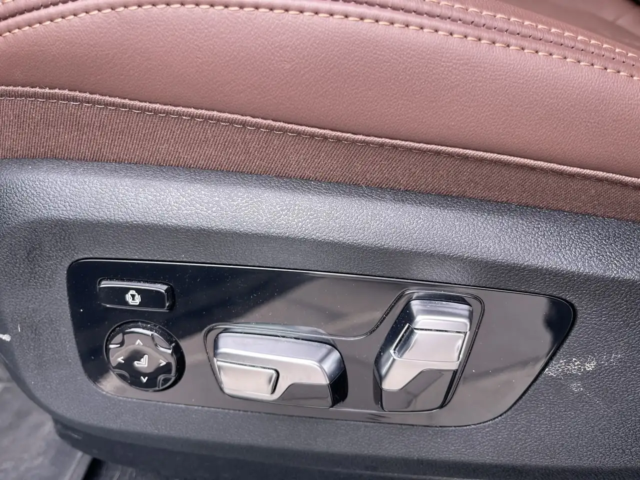 BMW X6 снимка BMW X6
