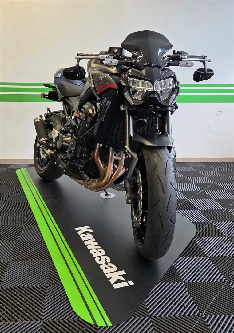 Kawasaki Z 900 Bodis vom Kawasaki-Vertragspartner Augsburg Schwarz - 2