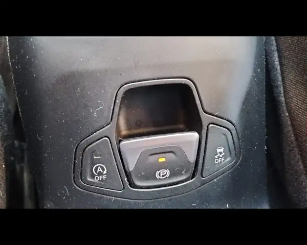 Jeep Renegade view 11