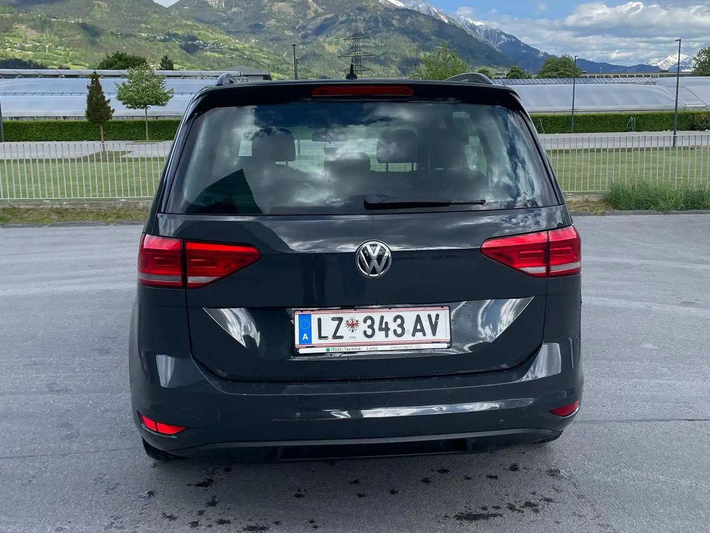 Volkswagen Touran Touran Comfortline 1,6 SCR TDI Comfortline Schwarz - 2