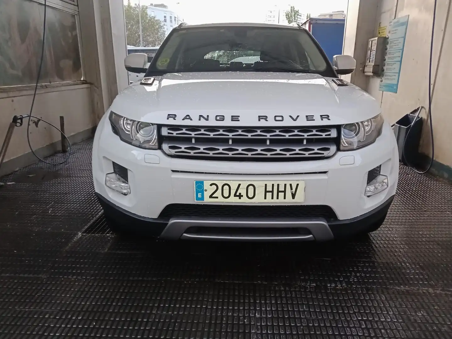 Land Rover Range Rover Evoque 2.2L TD4 Dynamic 4x4 - 2