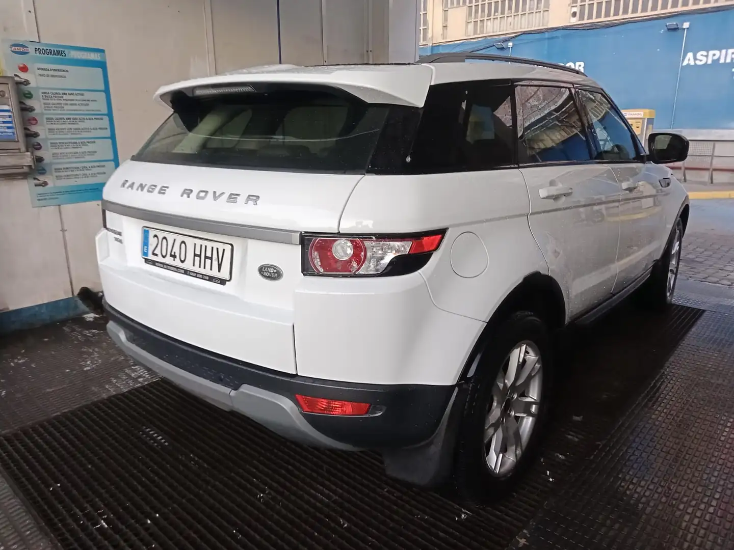 Land Rover Range Rover Evoque 2.2L TD4 Dynamic 4x4 - 1