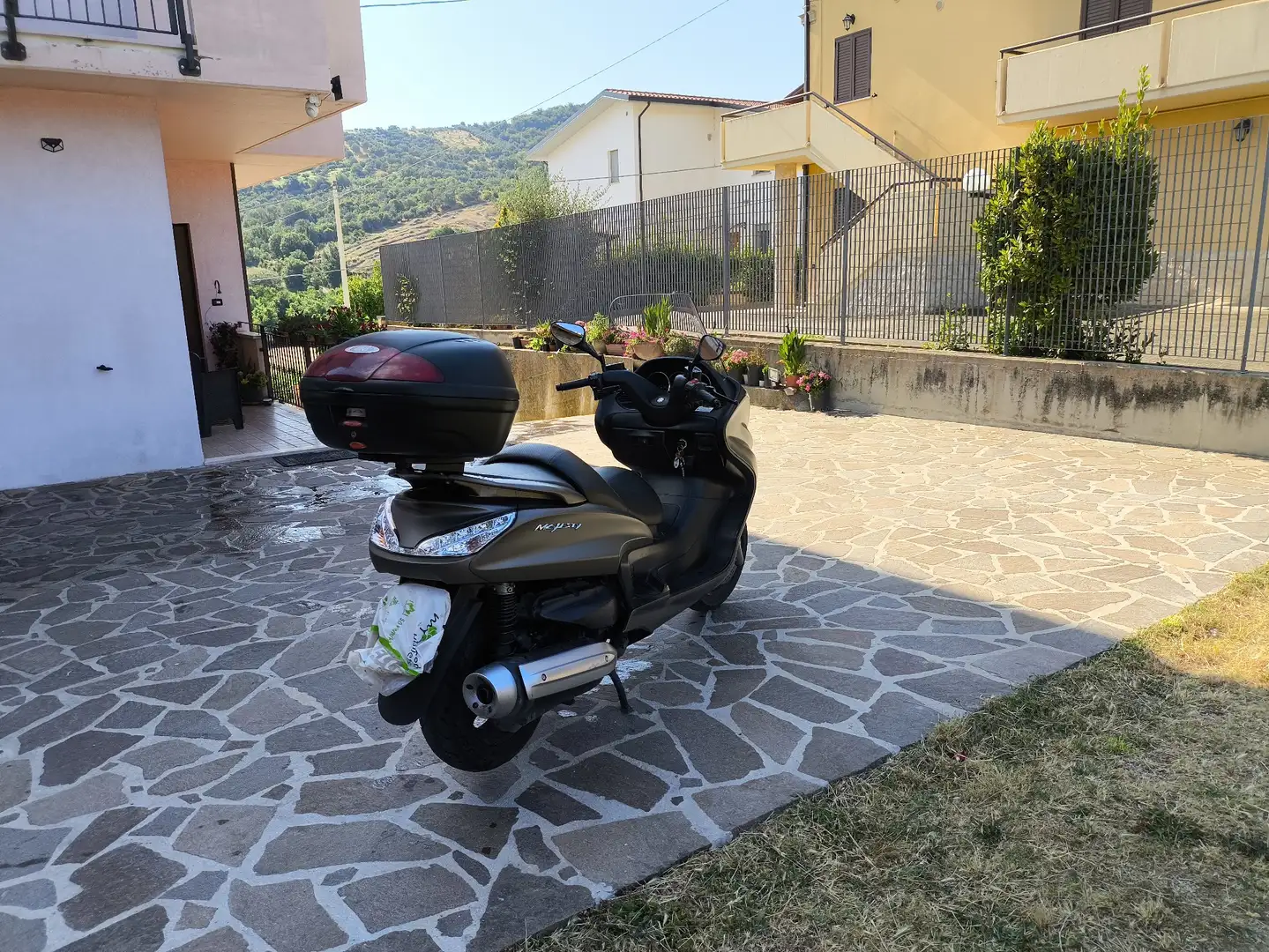 Yamaha Majesty 400 restyling Bronz - 2