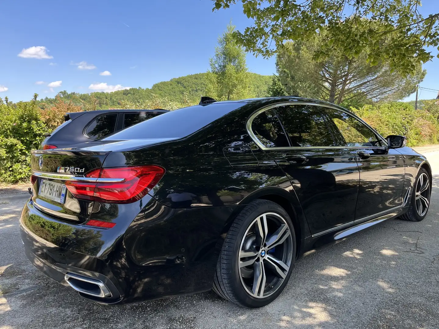 BMW 750 750d xDrive 400 ch Exclusive A - 2