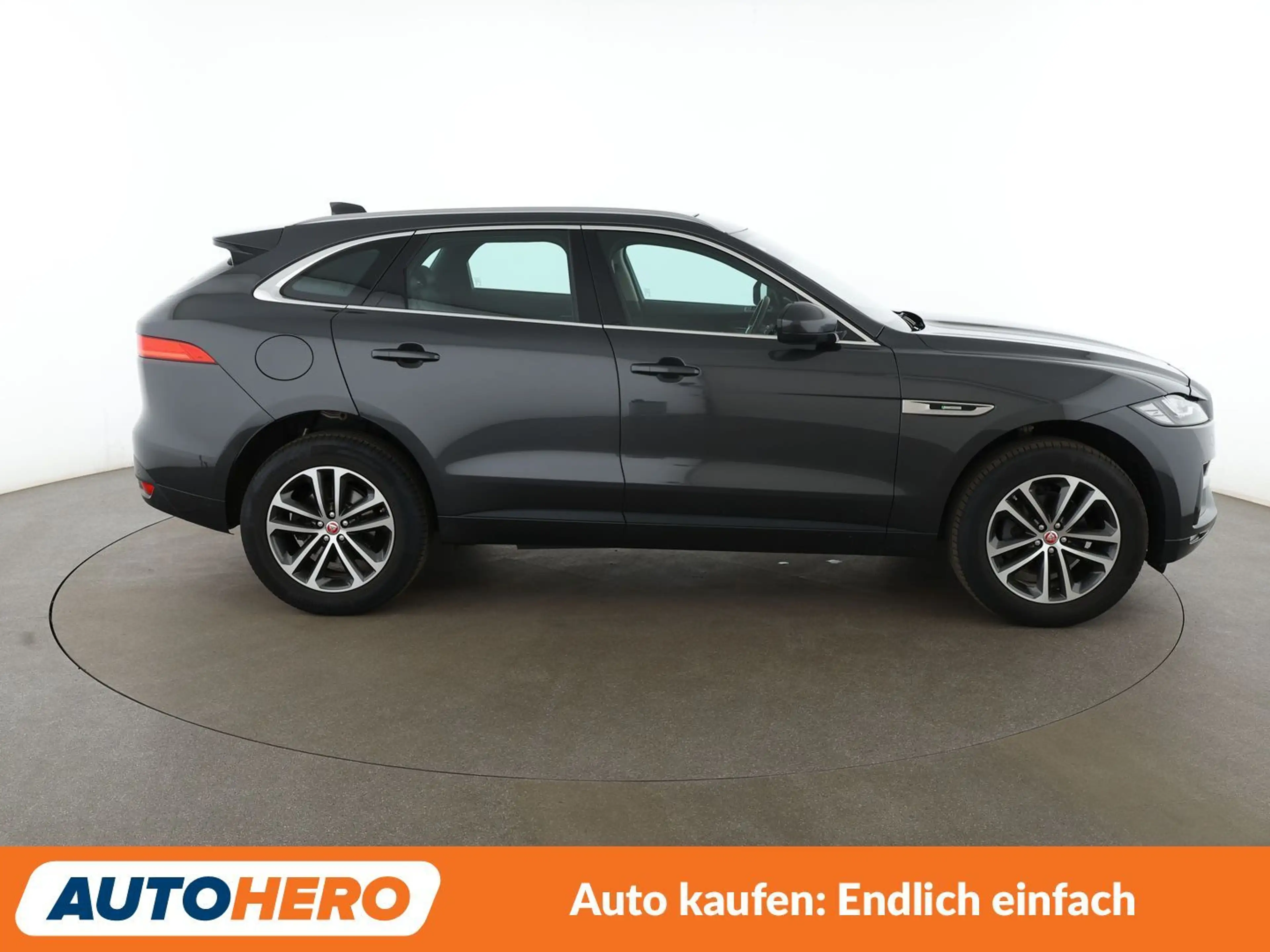 Jaguar F-Pace 25t R-Sport AWD Aut*NAVI*LED*TEMPO*CAM*PDC*SHZ* — photo 7