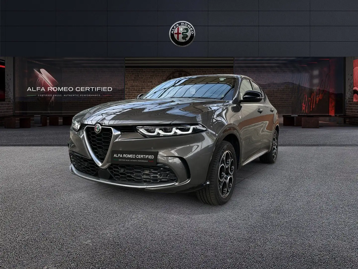 Alfa Romeo Tonale 1.3 280cv Plug in Hybrid AT6 Ti Q4 Grigio - 1