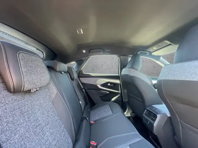 Peugeot 3008 view 14