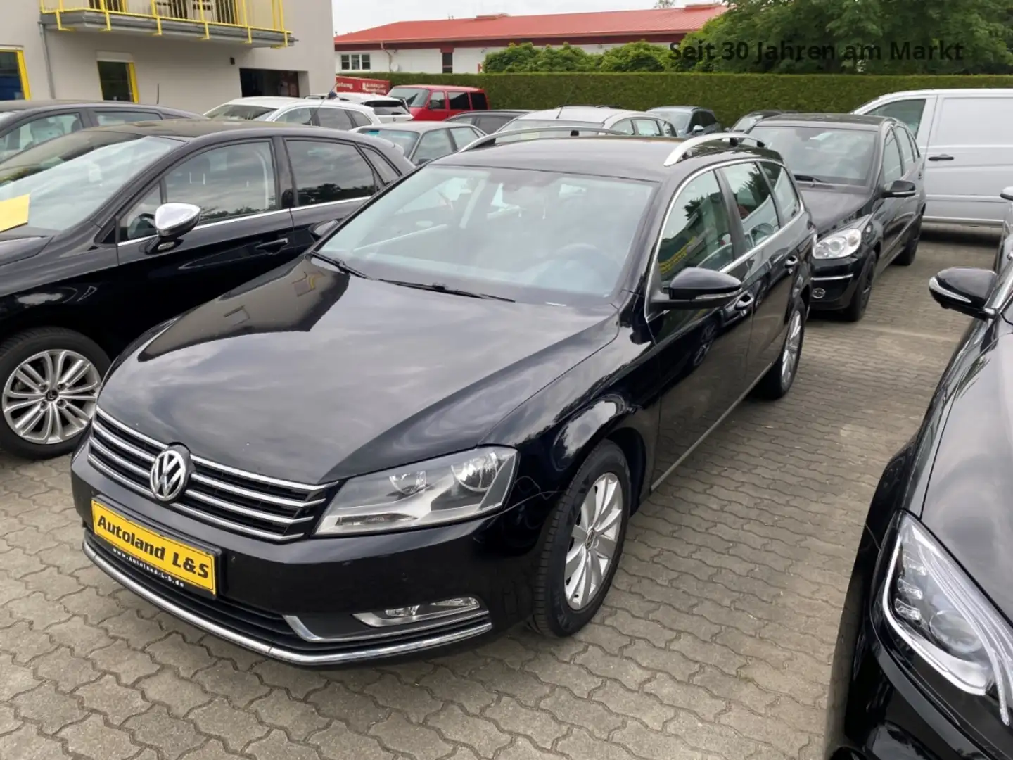 Volkswagen Passat Variant Comfortline 2.0 TDI, SH,PDC,Navi,Kamera,Al Чорний - 2