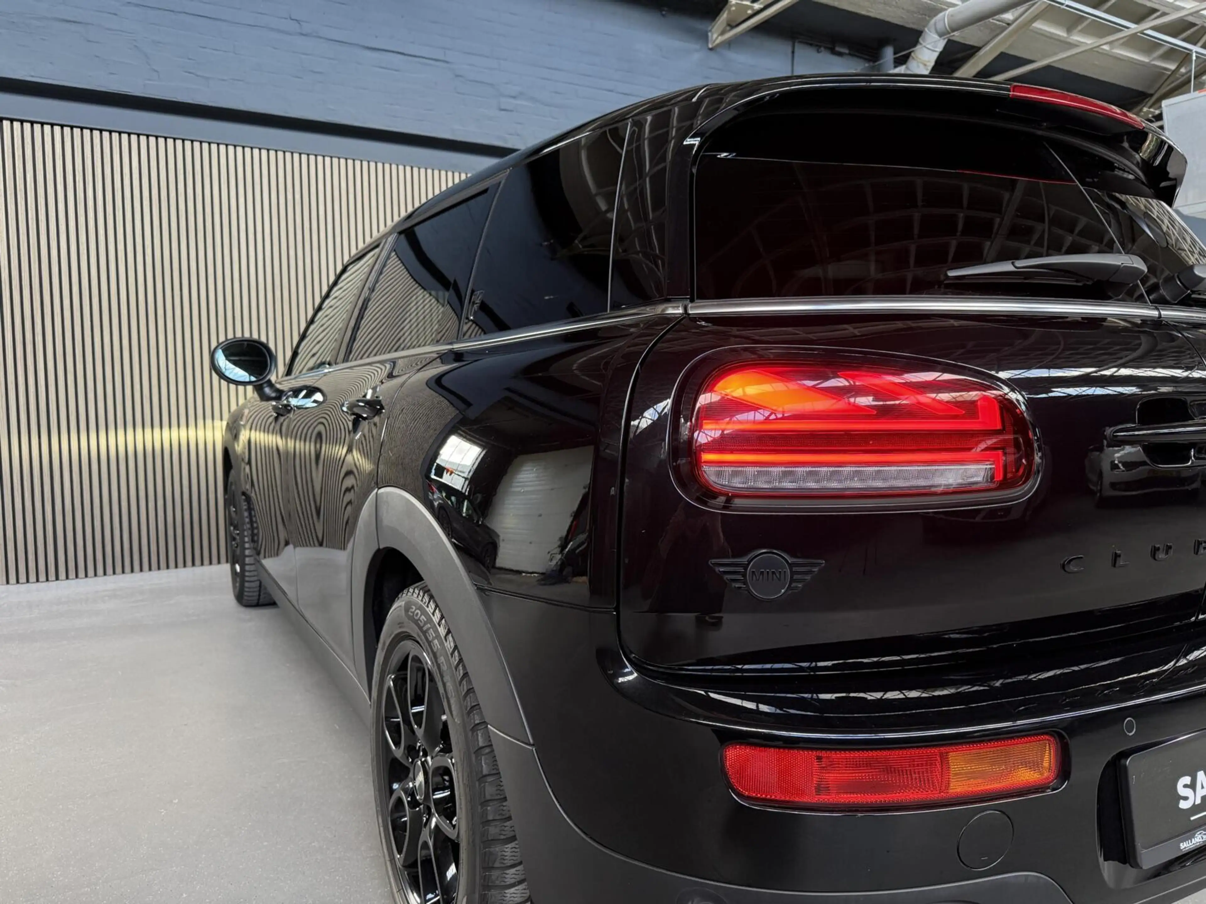 MINI One Clubman 1.5 Business Edition — photo 12