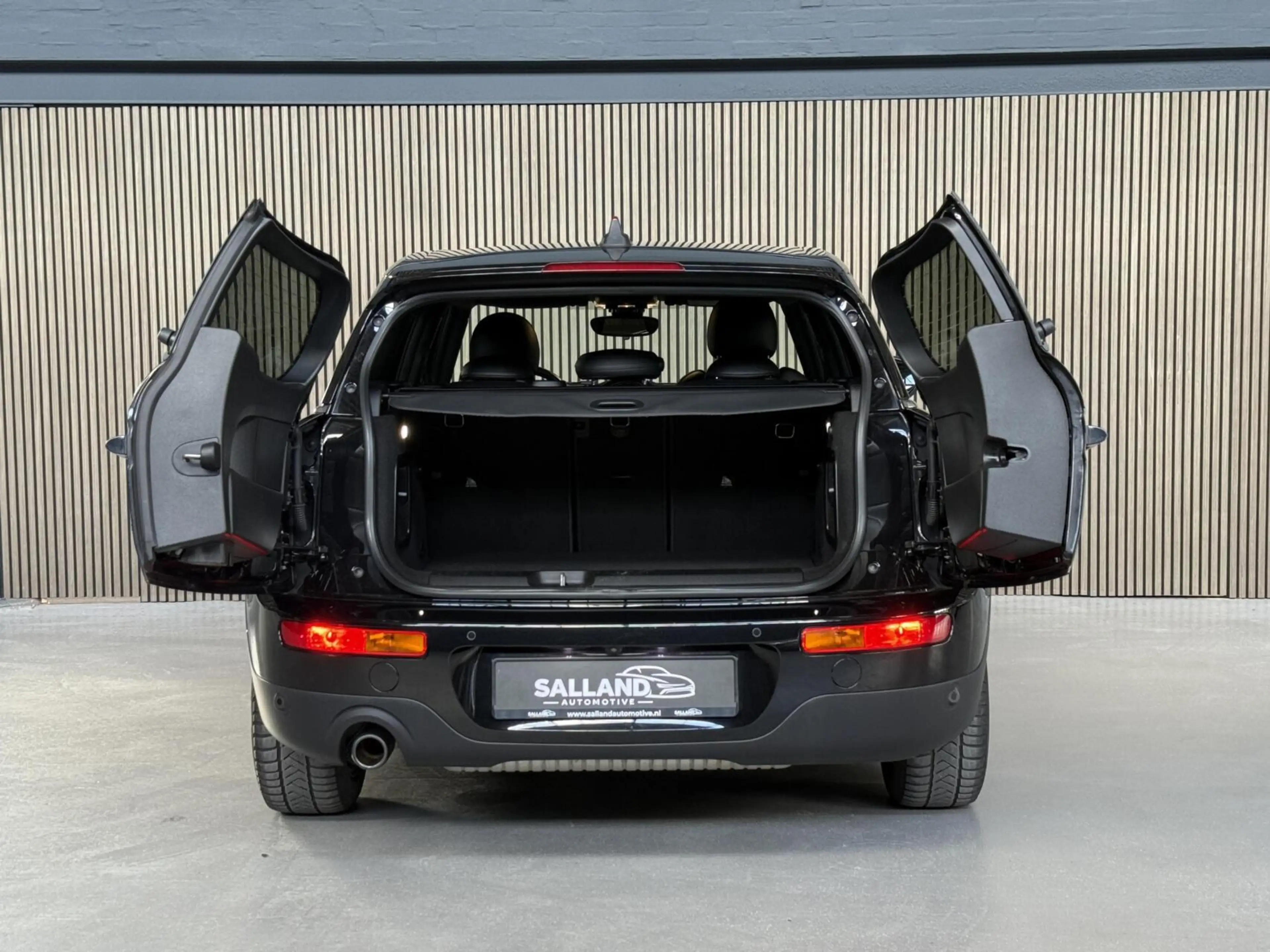 MINI One Clubman 1.5 Business Edition — photo 11