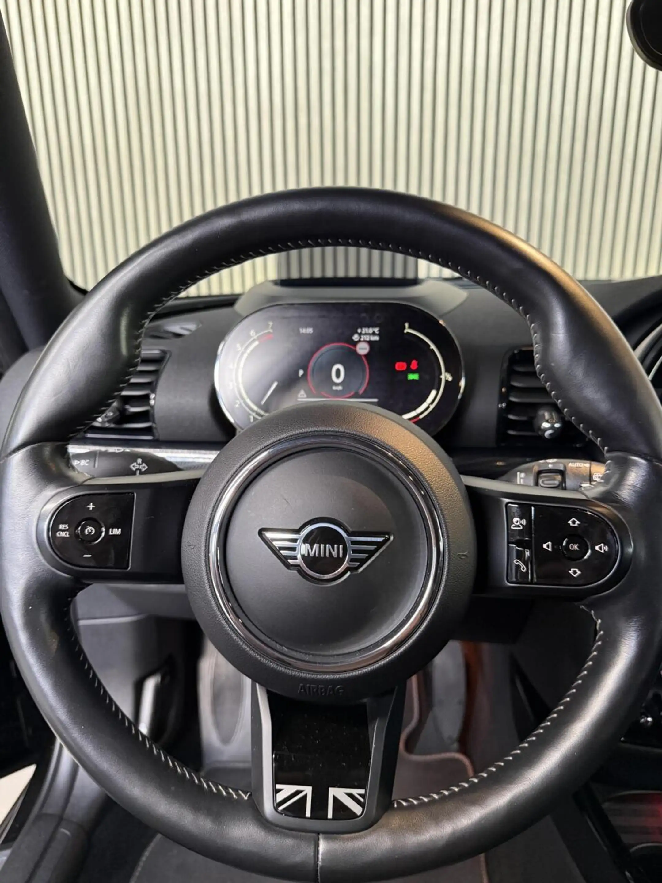 MINI One Clubman 1.5 Business Edition — photo 14