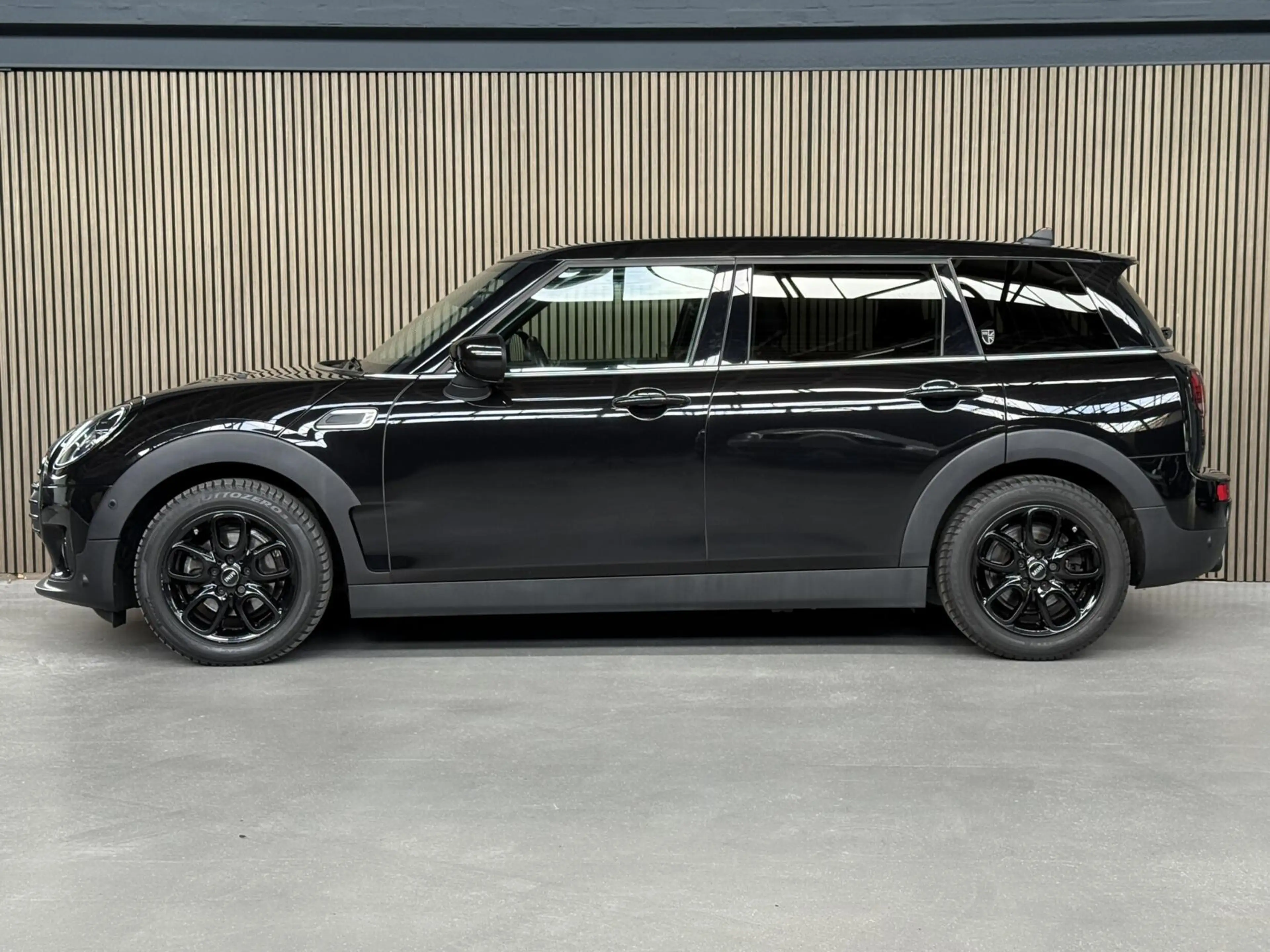 MINI One Clubman 1.5 Business Edition — photo 8