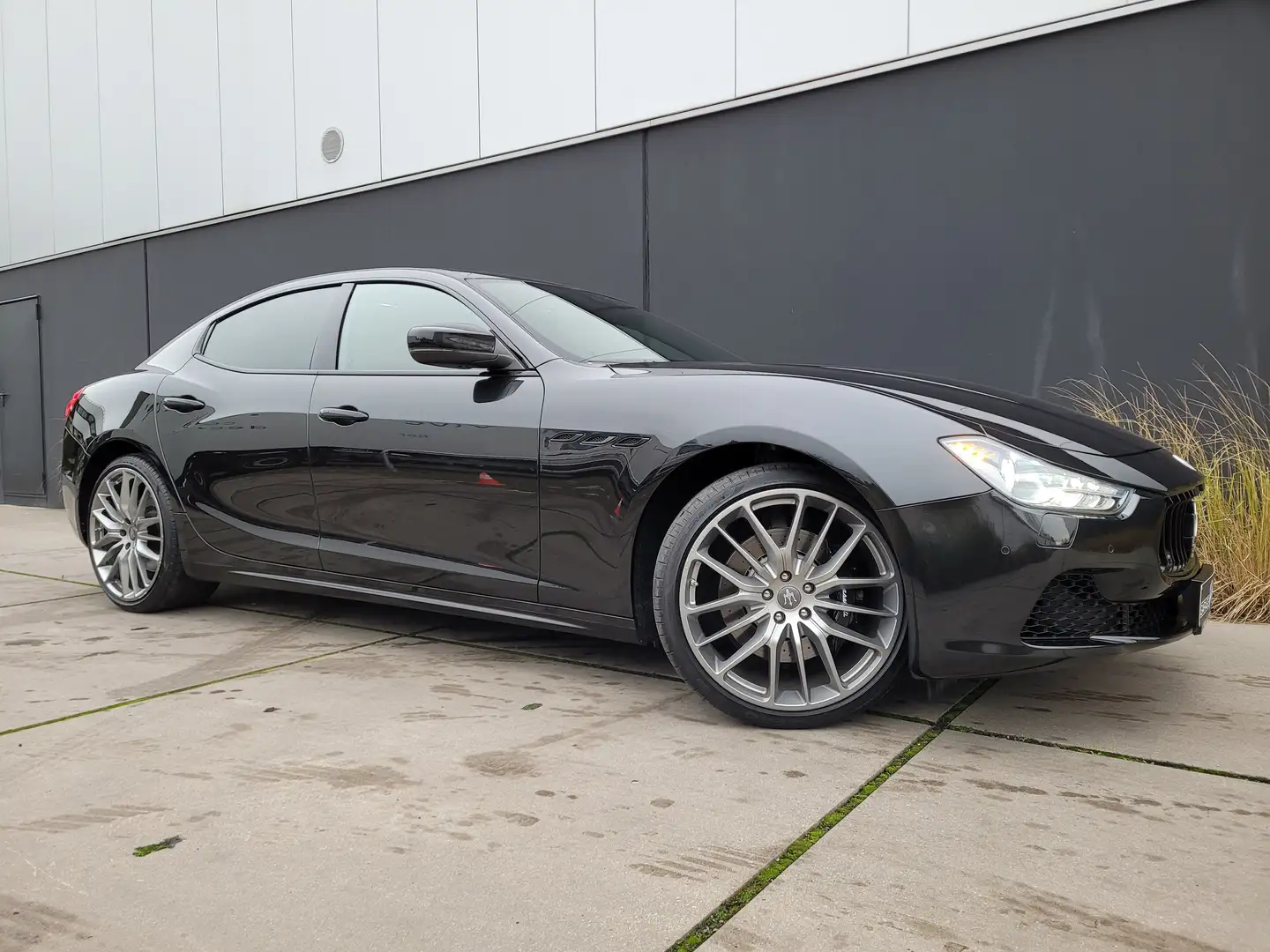 Maserati Ghibli AUT. S Q4 *B&W SOUND*MEMORY*KEYLESS*CAMERA*21"ALU* Noir - 1